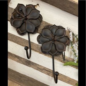 Flower Metal-Wrought Iron Wall Hooks Decor